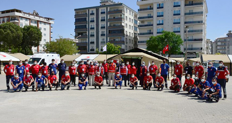 UMKE Personellerimiz Kilis’te Düzenlenen Ağır İklim Tipi Seyyar Hastane Kurulum Eğitiminde Tecrübe Kazandı